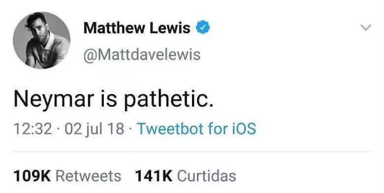 Raffa_r13's tweet photo. @VEJA "O atacante esperava faturar alto com a Copa do Mundo"

"Não importa quem saísse como destaque do Brasil em caso de vitória, a ideia era que se vendesse a ideia de Neymar como o grande herói do hexa"

O foco nunca foi a seleção, sempre foi o Neymar futebol clube https://t.co/xrRb8uXrZM