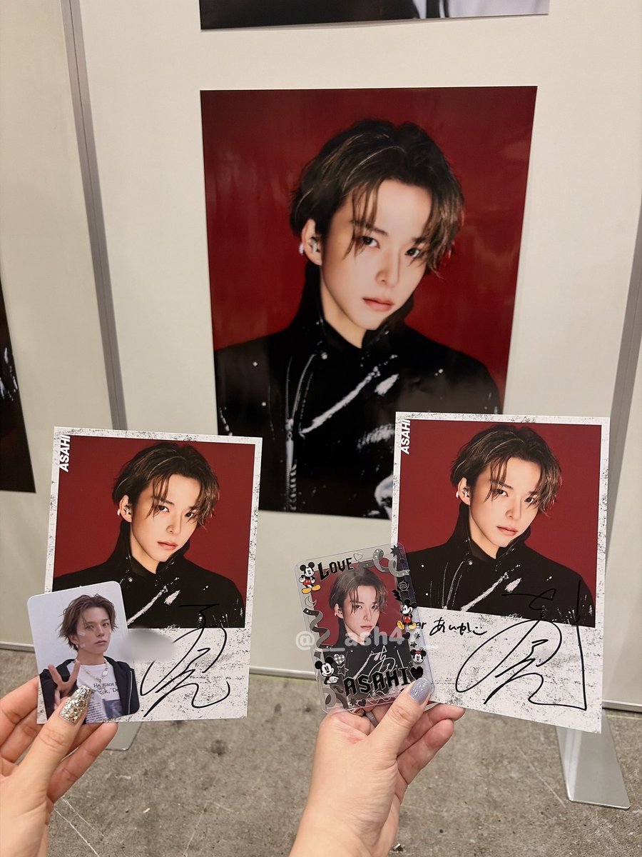 __ash47_'s tweet photo. 念願のアサヒのサイン✎·͜·⋆꙳
凄く緊張したけど前回不完全燃焼だったお渡しのリベンジも出来たしずっと話したかったこともやっと話せた🙌🏻💗サイン書く前に名前呼んでくれたの嬉しすぎた🥹💖
あっという間だったけど楽しかった·͜· ︎︎ᕷ https://t.co/xHhBxpEBh7