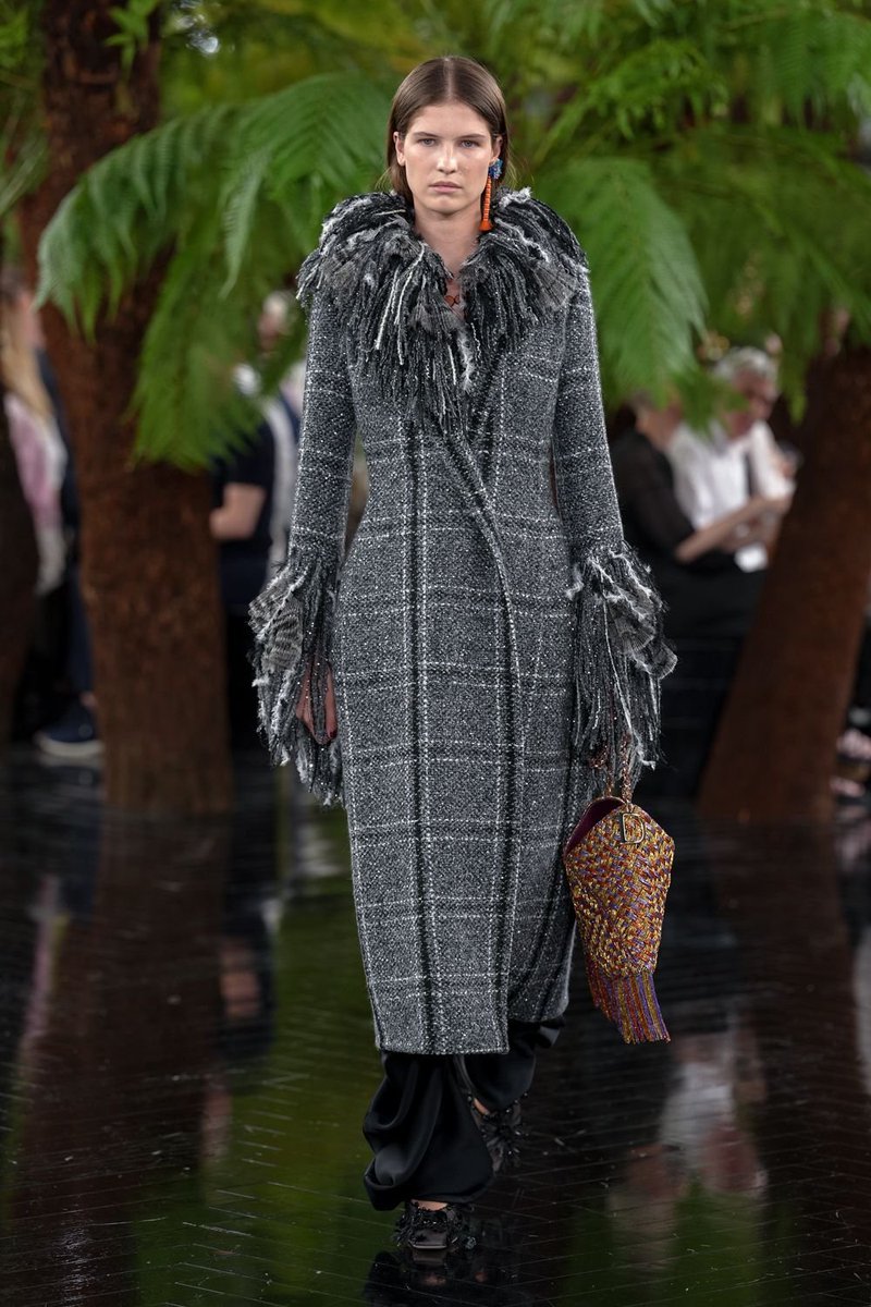 itgirlbackup's tweet photo. @Dior https://t.co/rVag8DE6HI