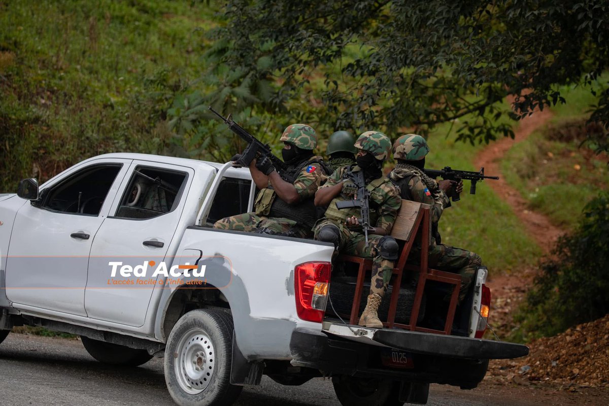 tedactu1's tweet photo. Le ministère de la Défense a annoncé, ce dimanche 5 juillet, la sélection de 665 nouvelles recrues, dont 98 femmes, qui intégreront prochainement les Forces armées d’Haïti (FAd’H) pour leur formation. Les autorités annoncent également une nouvelle phase de recrutement : 2 000 candidats déjà inscrits seront prochainement convoqués pour les épreuves de sélection.#TedActu