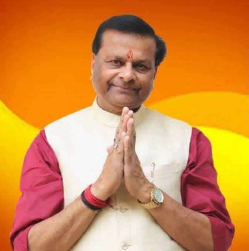 SurendrajatBjp's tweet photo. मध्यप्रदेश राज्य वित्त आयोग के अध्यक्ष आदरणीय भाईसाहब माननीय श्री #Jaibhan_Singh_Pawaiya जी को जन्मदिन की हार्दिक बधाई एवं शुभकामनाएं। 

बाबा महाकाल से आपके उत्तम स्वास्थ्य एवं दीर्घायु जीवन की कामना करता हूँ।

@JaibhanPawaiya https://t.co/zRJDuX9uaU