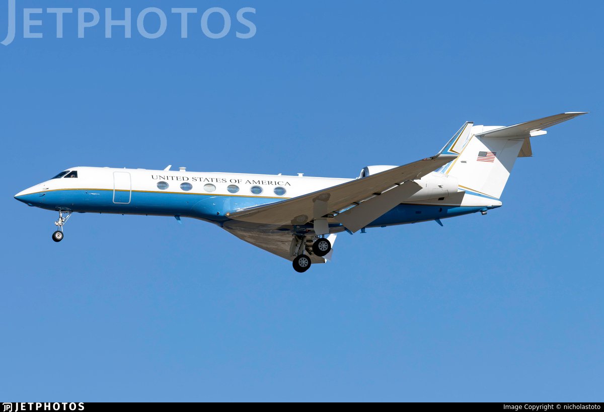 Flightwatcher1's tweet photo. SAM150 con altos cargos del gobierno de EEUU con destino Maiquetía🇻🇪. https://t.co/pbbblfHR6X