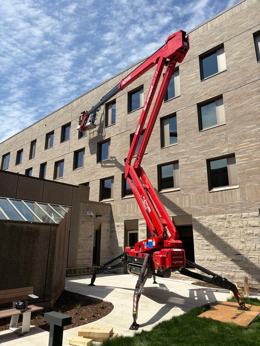 BeverlyCaulking's tweet photo. The Lawson Centre for Sustainability at Trinity College brought unique construction details &amp; new building methods together. Beverly used specialized equipment, including a Spyder lift, to safely access courtyard areas &amp; complete exterior work. 

https://t.co/4jKBoN01wN https://t.co/6FkDJsyBtO