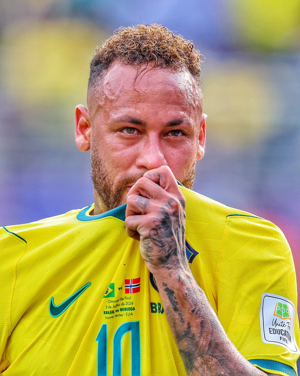 arahankhan68's tweet photo. "80 goals. 130 appearances. Complete dedication. You carried the weight of a nation for 16 years. The trophy may have eluded him, but the history books will always show his name at the very top. Brazil’s greatest modern icon steps away. 💔🇧🇷

#FIFAWorldCup #Brazil #neymarjr https://t.co/krVP7HJzrm