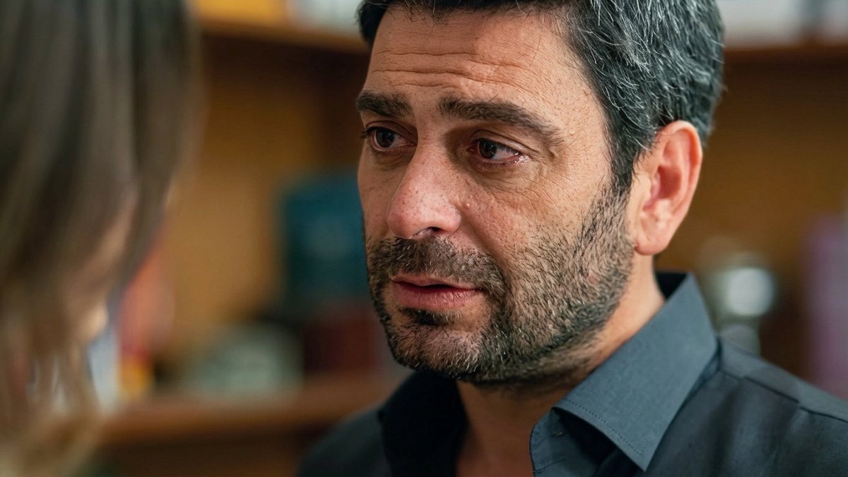 simeranyadts's tweet photo. - Ben seni ne kadar tanıyorum? Kimsin sen?
—
“Benim karımsın. Nefesimsin”
“Sen benim hayatımın kadınısın.”
“Benim Anka’msın.” https://t.co/g3katvGTxo