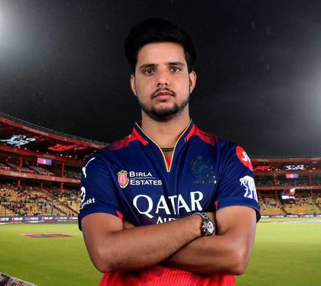 MaxiChronicles's tweet photo. BCCI will give chances to players like Yash Thakur over Rasikh Salam and Test-20 batter like Tilak Varma over Rajat Patidar. Even winning 2 consecutive trophies isn't enough for RCB players to prove themselves 💔 https://t.co/EtNkkBQdIQ
