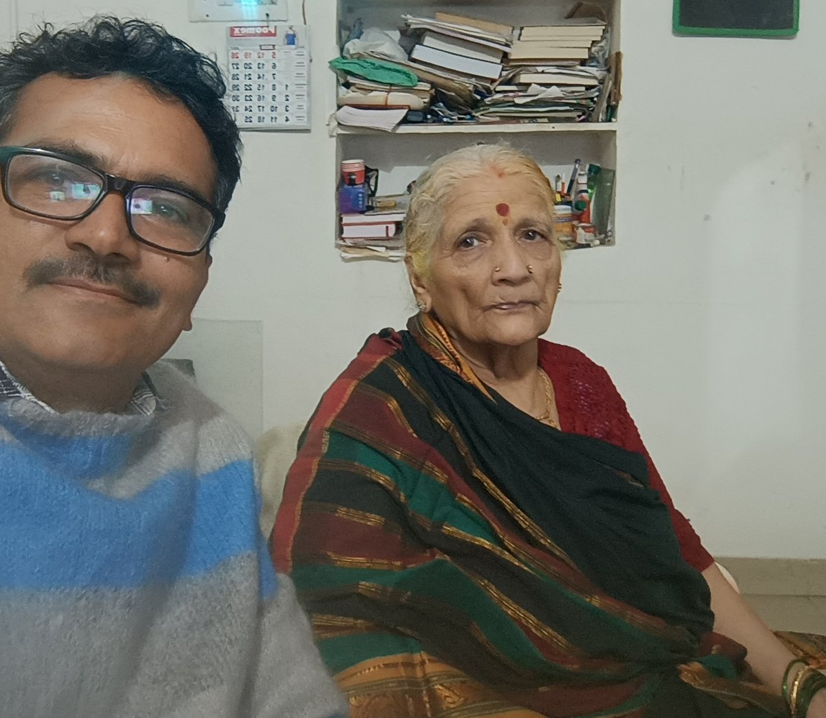 sathyavivek's tweet photo. ನ ತತ್ ಸುಖಂ ಸ್ಯಾತ್ ತ್ರಿದಿವೇ ಸುರೈಃ ಸಹ |  
ಯತ್ ಸುಖಂ ದೀರ್ಘನಿಃಶ್ವಾಸೈಃ ಮಾತೃಕ್ರೋಡೇ ಸಮೀಹಿತೈಃ || https://t.co/iWwjyx0XlT