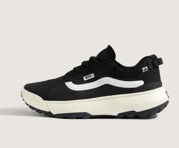 AlvesAlvesolive's tweet photo. 👟❤️ Neste Dia dos Pais, surpreenda quem sempre esteve ao seu lado! Use o cupom JUNTOS2951 e aproveite até 50% OFF, frete grátis e cashback no site da Vans. Garanta seu favorito! 🛹🔥

@VansBrasil #Vans #DiaDosPais #OffTheWall #CrosspathMTE #Streetwear #Sneakers #Promoção #Cupom https://t.co/UtARg0SjBB