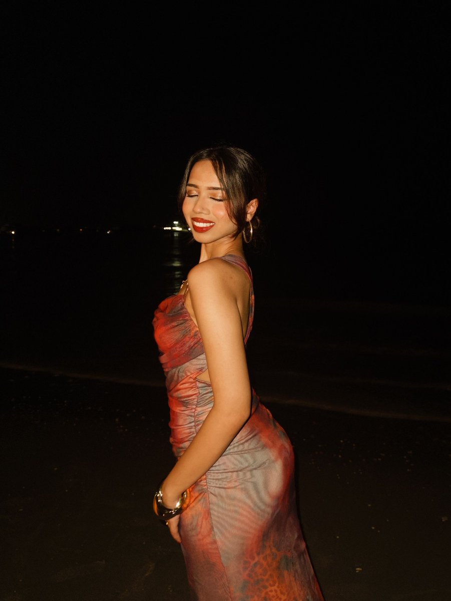 Talibanhe's tweet photo. Anyone down to goon or trib this Indian slut https://t.co/gDXc14X3hn