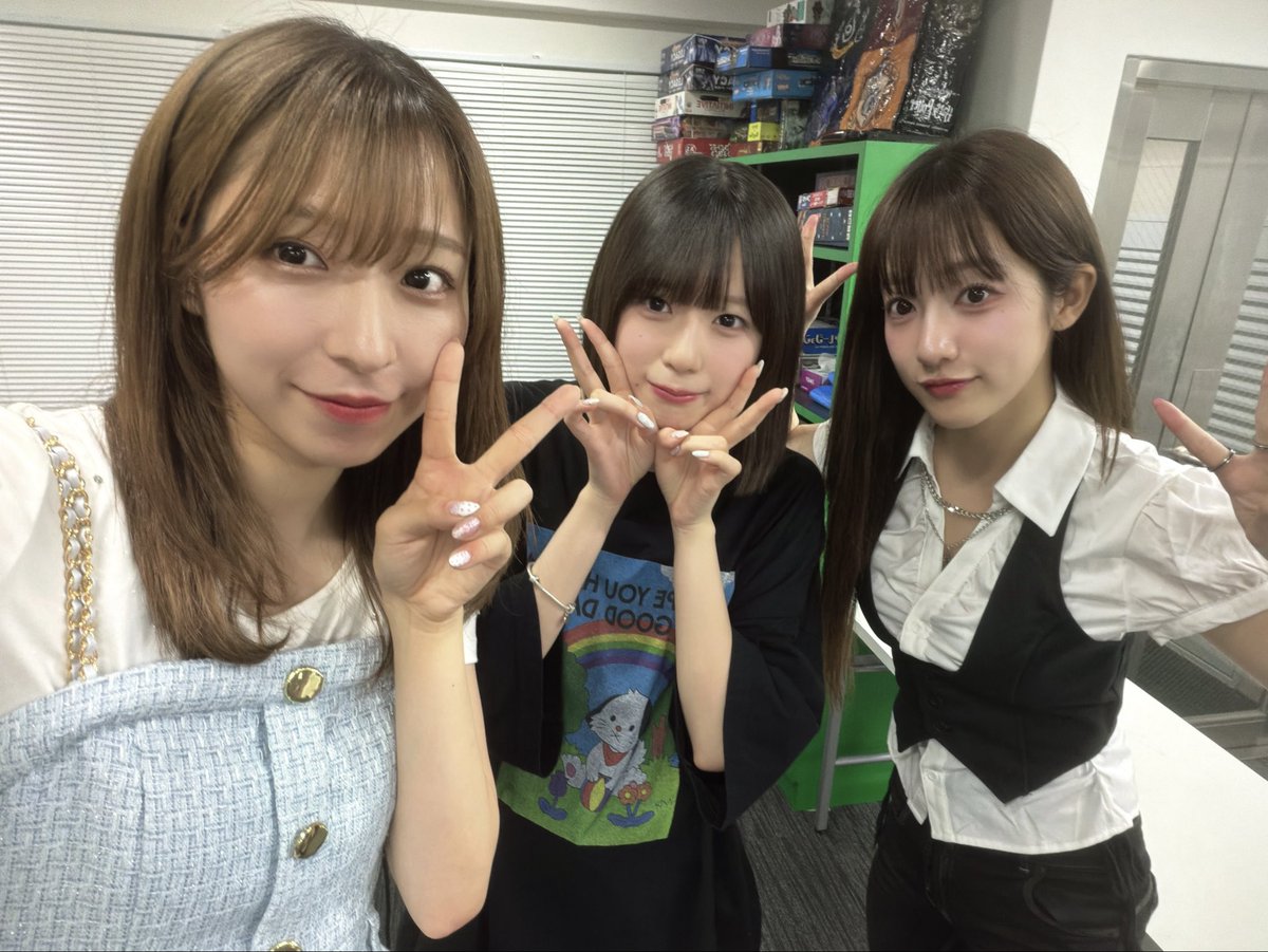 oguroyuzuki_718's tweet photo. #柚姫の部屋
ありがとうございました🥰

えびちゅうから
サバイバルレッドのここなちゃん❤️
シャインマスカットグリーンのゆのぴ💚
が来てくれましたー！
えびシャチぶりでめっちゃ楽しかったー𐔌◜ᯅ◝ 𐦯
また来てね💖🤭 https://t.co/OYpJjLlKtm