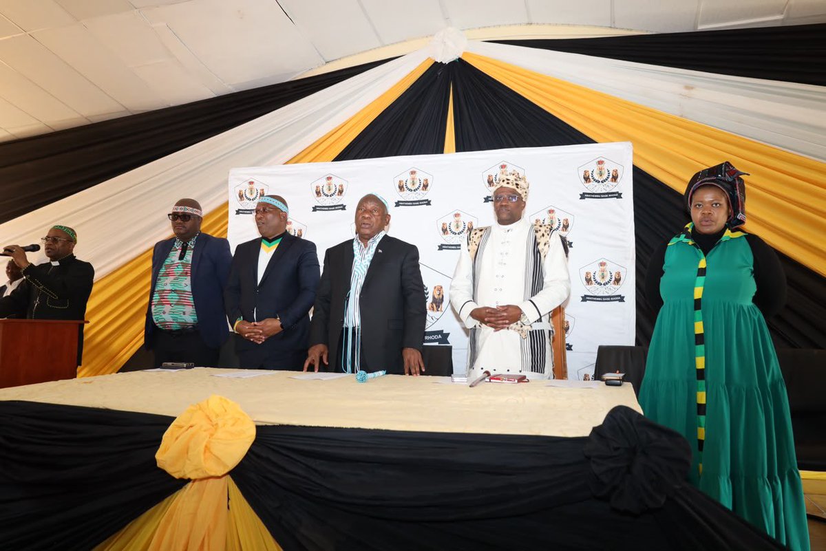 MYANC's tweet photo. ANC President Cde Cyril Ramaphosa met with traditional leaders at Qamata Great Place in Cofimvaba as part of his programme ahead of the Chris Hani Regional Volunteers Launch.

During the engagement, the President reaffirmed the ANC’s commitment to strengthening traditional leadership and restoring its rightful place with dignity, respect and constitutional recognition.

#ANCInEasternCape
