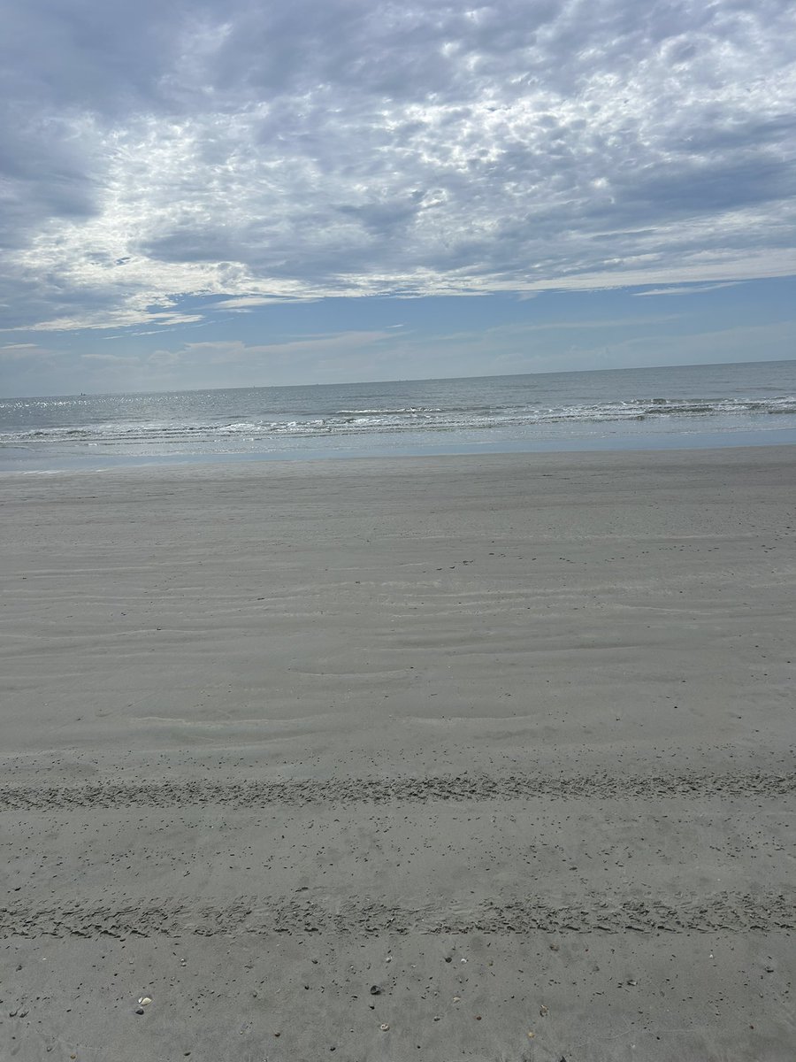 MannorSam32560's tweet photo. Grind never stops! Got a two mile run in and some footwork with a scenic view! @CoachLindsey @ShaunCookFB @LeoOtt123 https://t.co/h5AyKifv7a