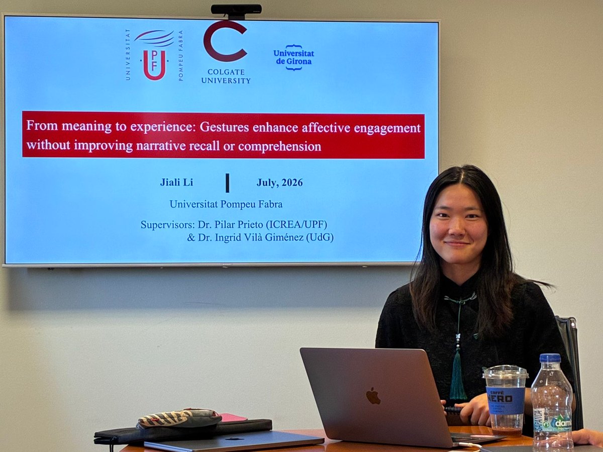 KuLanguage's tweet photo. Today at our lab meeting, our visiting researcher Jiali Li presented her PhD research at Pompeu Fabra University. Thank you Jiali for such an engaging presentation! 🌿 https://t.co/iqE8Haq6cn