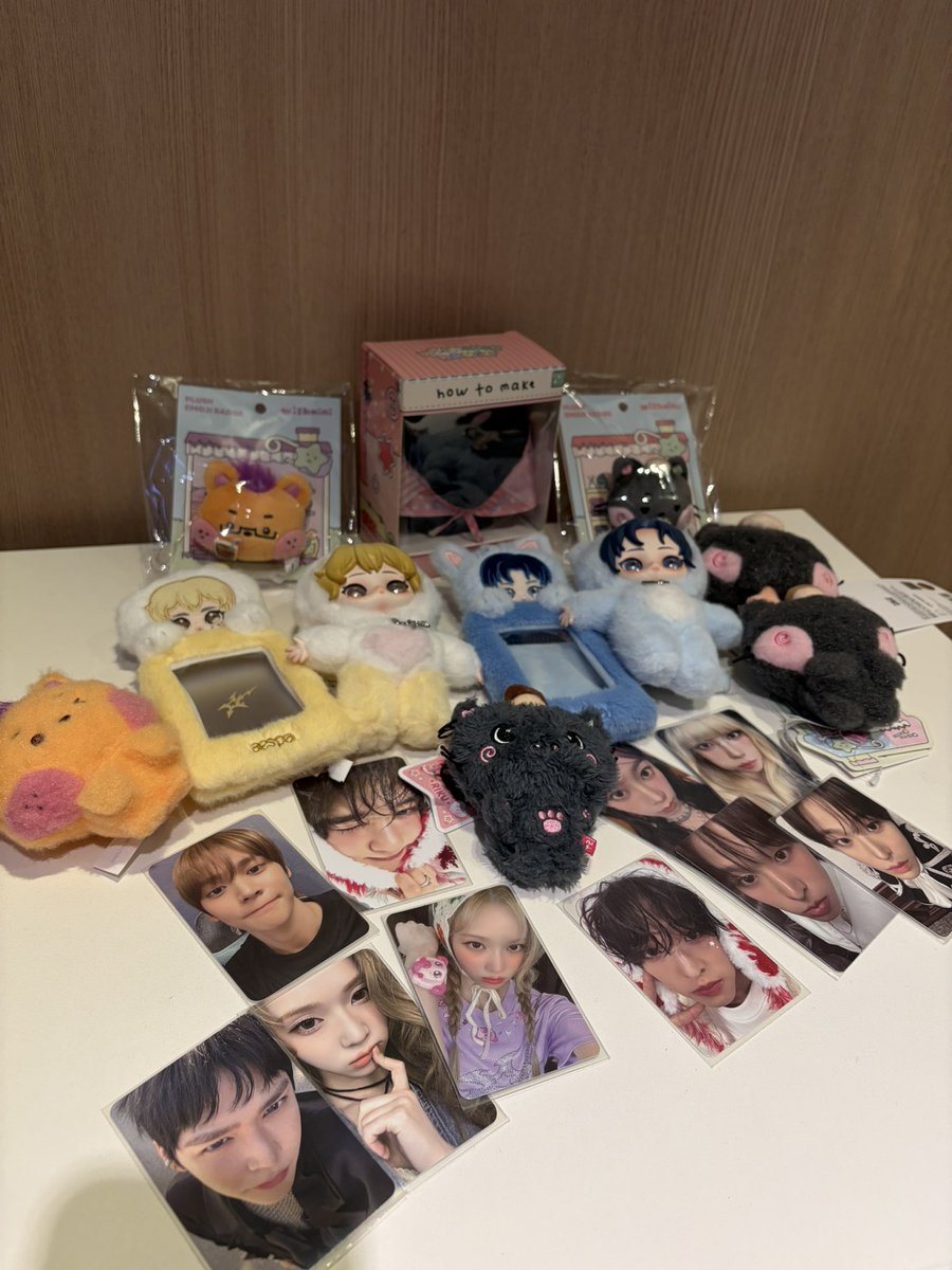 0o1wkJr's tweet photo. popup行った時の💖🍋 https://t.co/yFYTDLCPKy