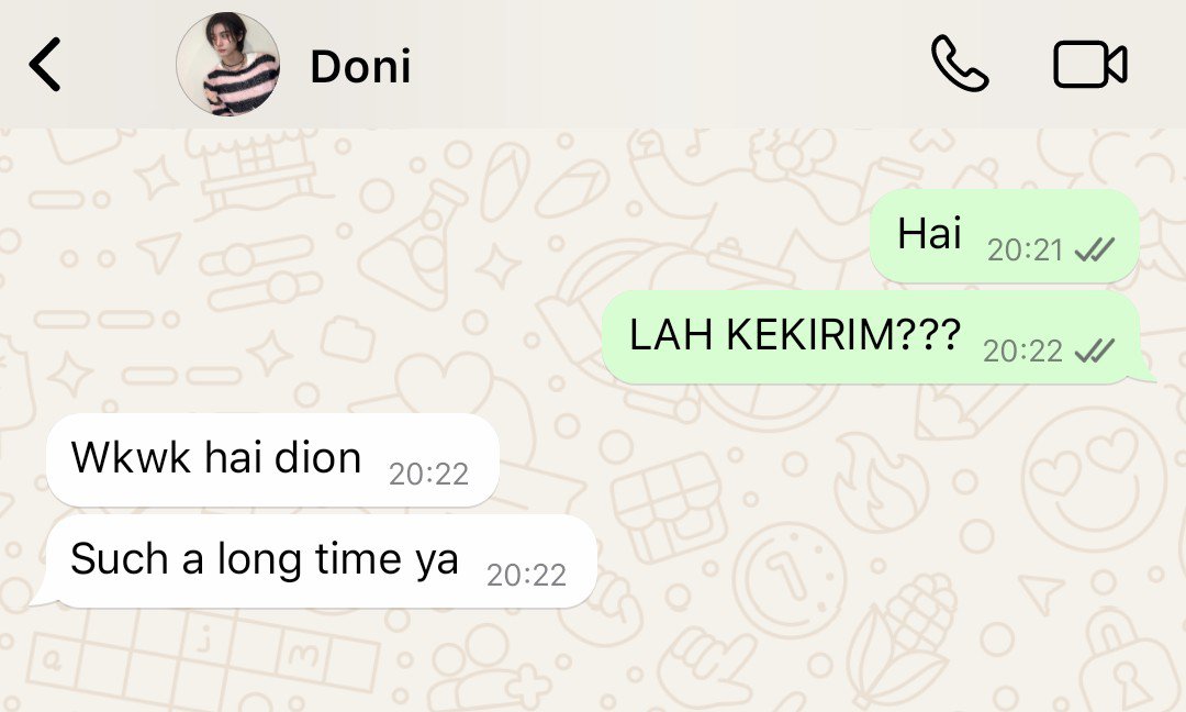 looveematchaa's tweet photo. Taeshan two tweets au 

Dion doni after break up https://t.co/ygzhU52Av2