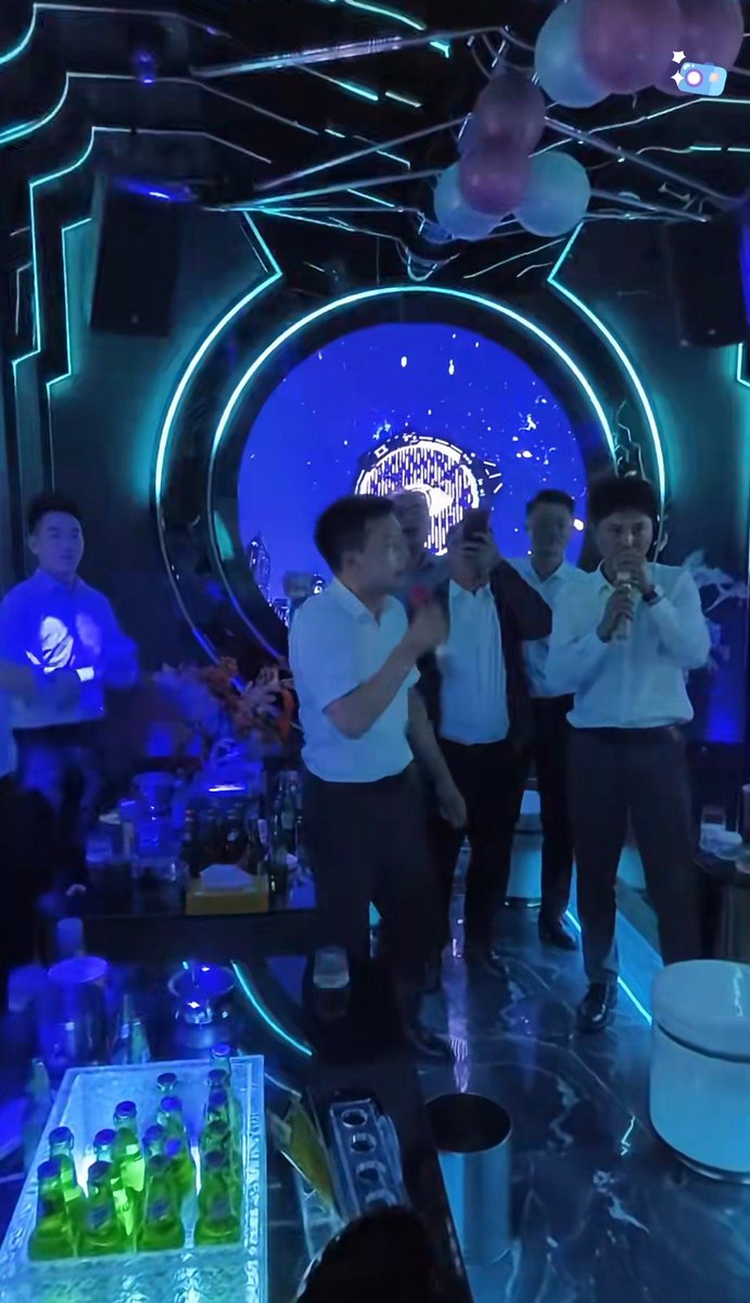 RachelLoXSC85N's tweet photo. Tonight’s vibe All KTV, all bops, no regrets—sing like no one’s listening, party like it’s your stage! https://t.co/hPSxQZHGk6
