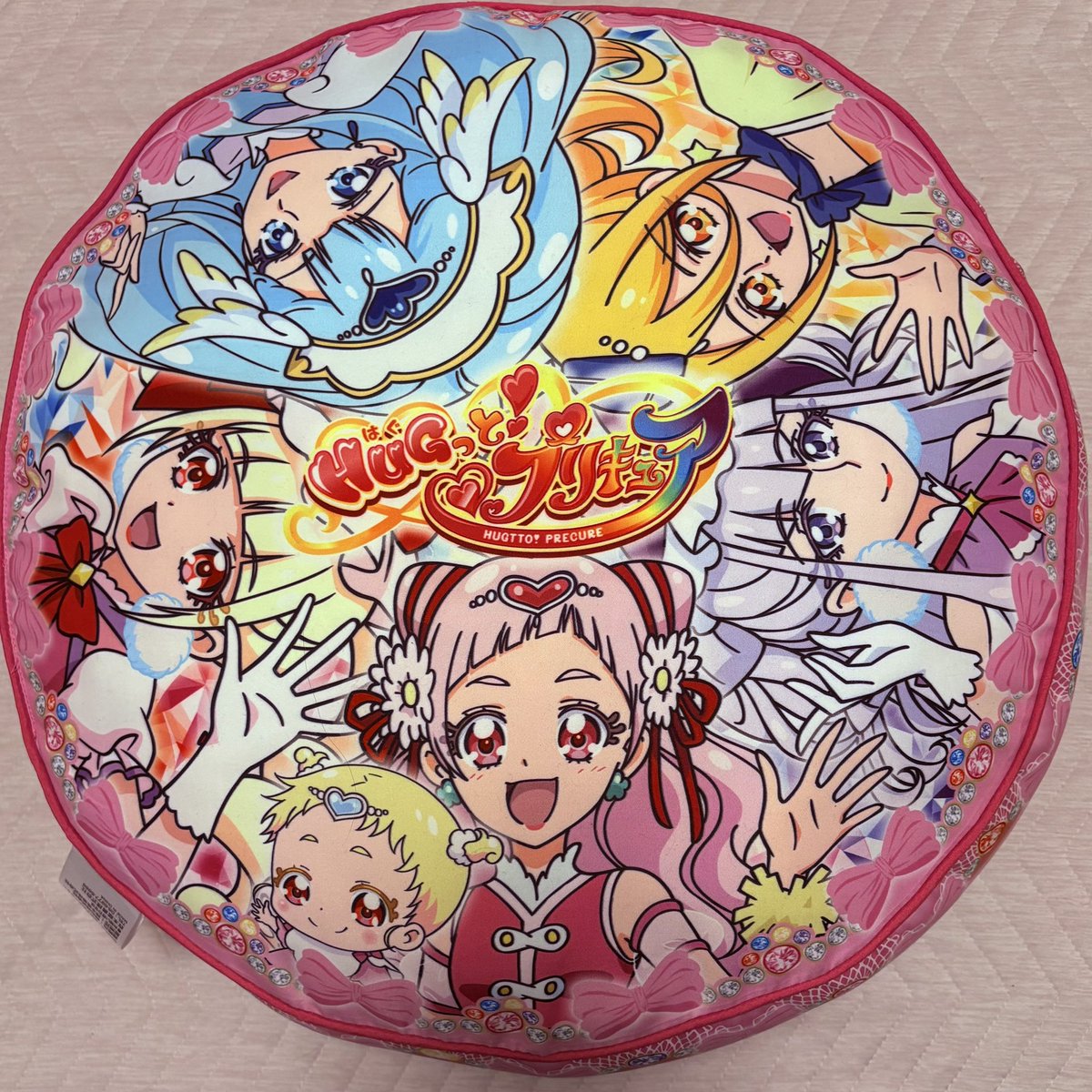 cureskyline's tweet photo. 綿の交換完了！！めっちゃふかふか😇
#ハグプリ #プリキュア #クッション #まくら #枕 https://t.co/EA3fNQJaV0