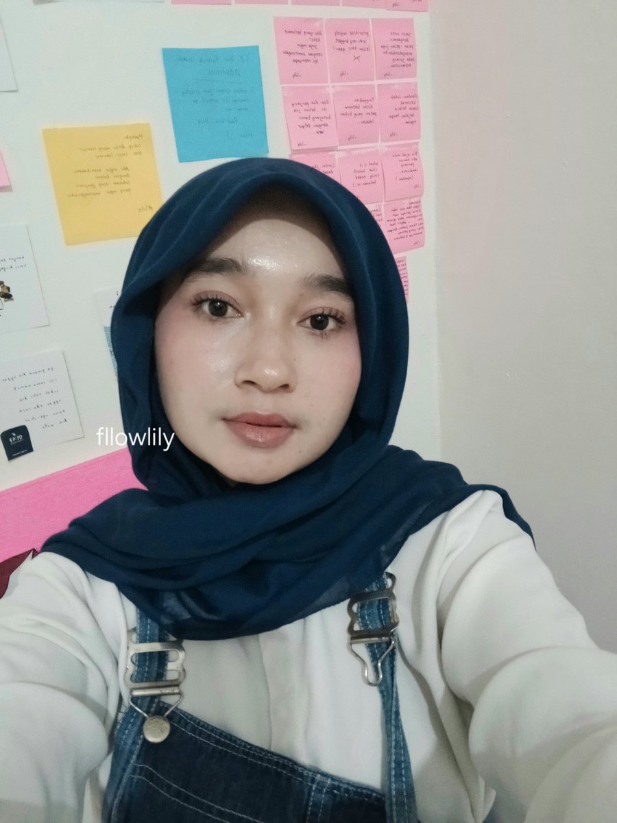 fllowlily's tweet photo. nanti ya kalo udah pede baru foto sambil senyum https://t.co/ohQHDDb3C1
