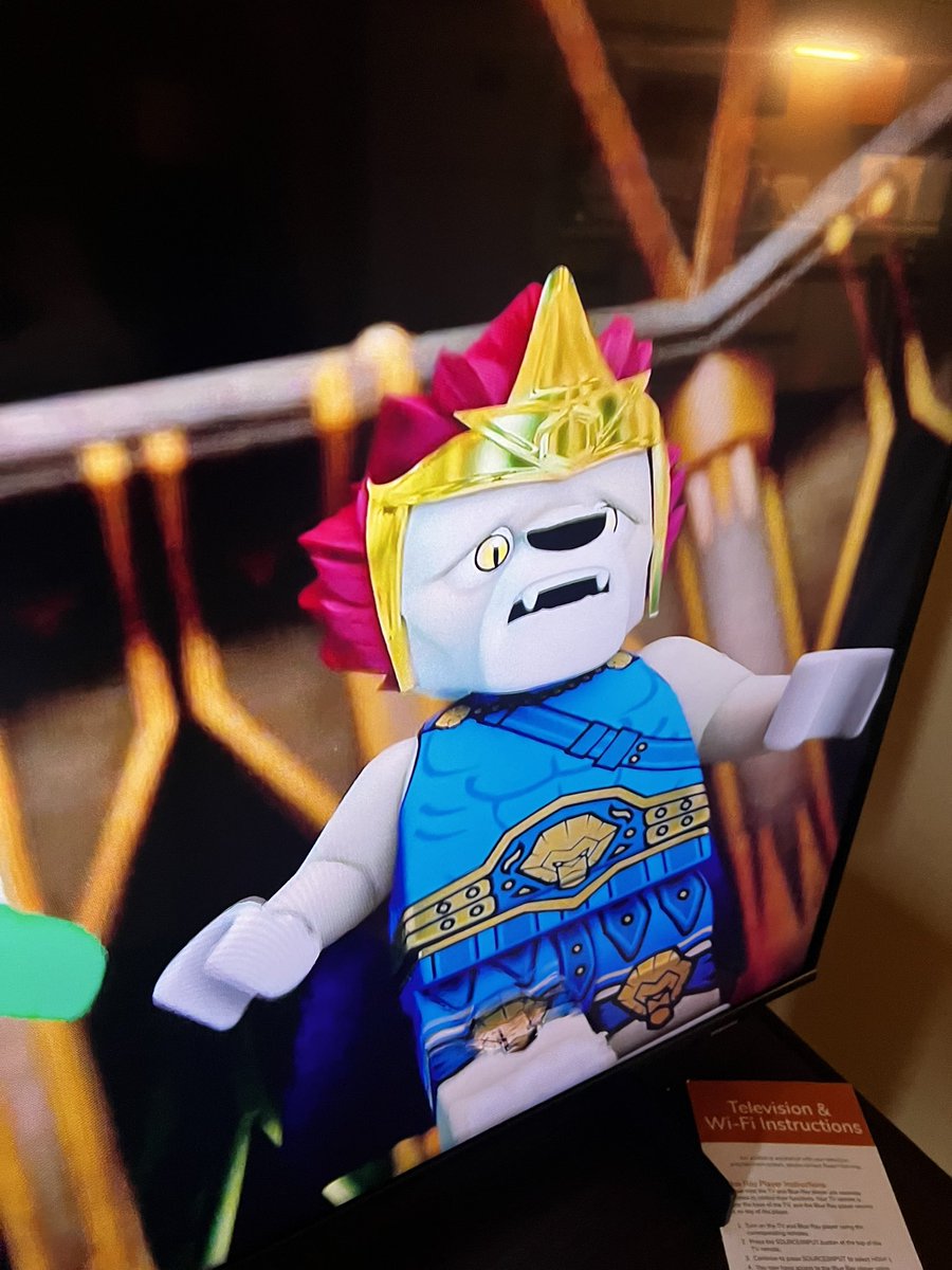OldSkoolToros's tweet photo. Watching #Lego “Legends of Chima”
for the first time. This Lion King looks similar to Lion-O from #Thundercats https://t.co/XoDkKWHm9y