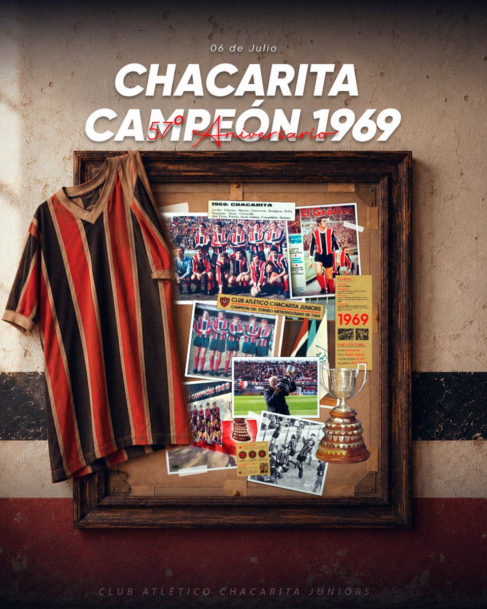 ChacaOficial's tweet photo. 🏆 57 años del campeón

Un 6 de julio de 1969, Chacarita escribió la página más gloriosa de su historia al consagrarse campeón del Torneo Metropolitano tras vencer por 4 a 1 a River Plate en el estadio de Racing Club. 🇾🇪⭐

⚽ Los goles de aquella tarde inolvidable fueron convertidos por Horacio Neumann (2), Ángel Marcos y Franco Frassoldati.

📋 Formación:
Eliseo Petrocelli; Jorge Gómez, Abel Pérez, Ángel Bargas, Franco Frassoldati; Luis Recúpero, Alberto Poncio, Juan Carlos Puntorero; Ángel Marcos, Rodolfo Orife y Horacio Neumann.

🥇 Con 10 goles, Ángel Marcos fue el máximo goleador del equipo en aquella histórica campaña.

Un campeonato que, 57 años después, sigue siendo motivo de orgullo para todo el pueblo funebrero. ❤️🤍🖤

#120AñosDeAmor