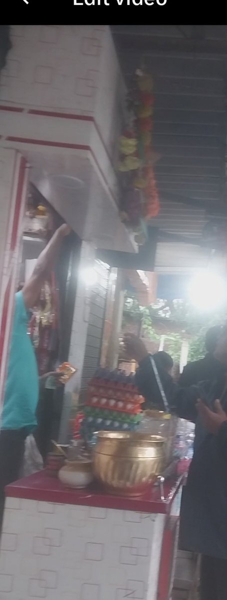 RoshanLasrado4's tweet photo. @CMOMaharashtra @mieknathshinde @FDA_MAHARASHTRA @Tukaram_IndIAS. ओम साई पान शॉप, किसान फळ भाजी भंडार,कर्मवीर रहिवाशी संघ
संजय भवानी नगर, चितळसर मानपाडा, घोडबंदर रोड, ठाणे (प.) इथे महाराष्ट्र राज्यात बंदी असलेला गुटखा.   लपून   चुपून विकली जात आहे. https://t.co/9uqPkwk6Gb