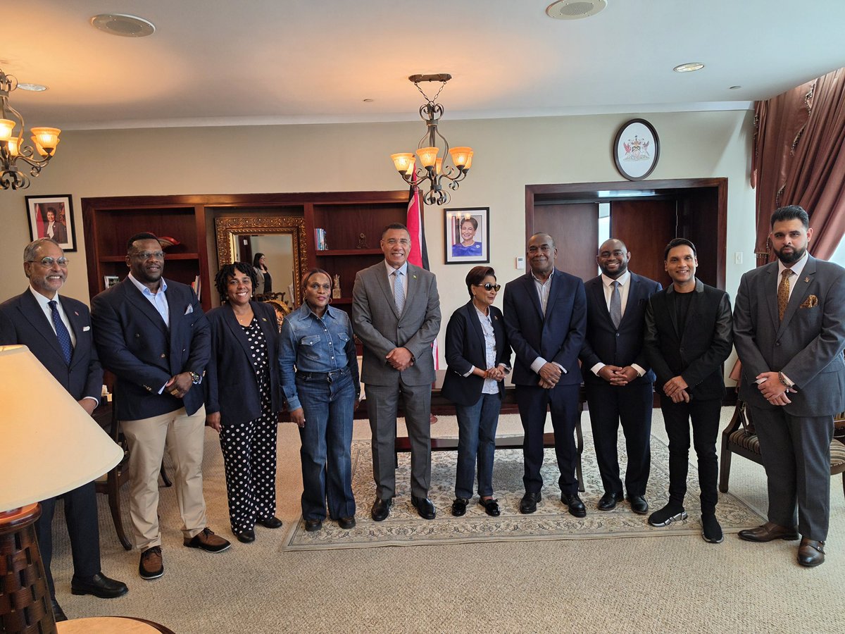 AndrewHolnessJM's tweet photo. I met with Prime Minister Kamla Persad-Bissessar in Trinidad while on my way to the CARICOM Heads of Government Meeting. I also met her Ministers and other officials of the Government of Trinidad and Tobago. https://t.co/skxoeM4z7G