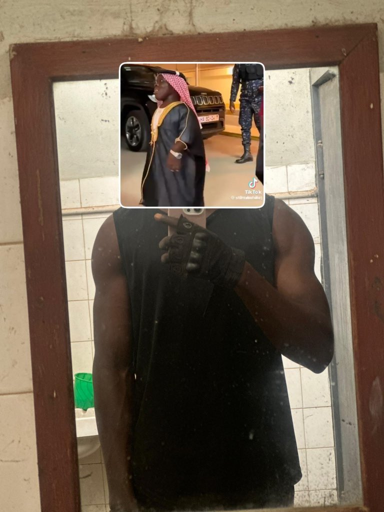 MaleBestie7's tweet photo. @Maxiktaxik123 @Schirsbn1 @stoiccpath Mind you, the person behind this account isn’t a lanky person. I’m just telling you that all these are not that important in the modern world. The important things are power, money and influence. Your biceps and triceps are worthless when it comes to knowledge in modern world. https://t.co/87ykEdn43b