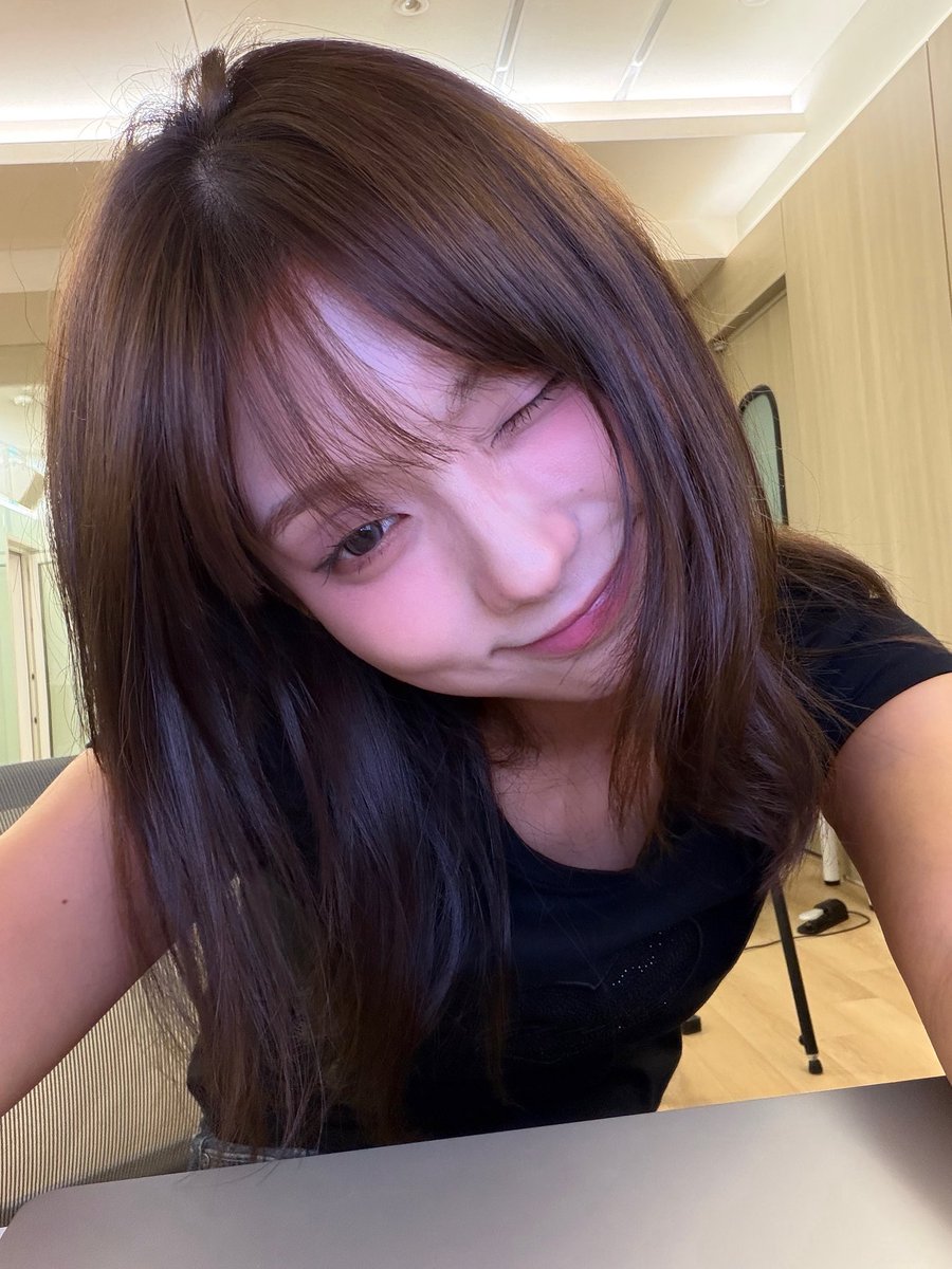 hyeonjujoha's tweet photo. 260706 위버스 디엠 #진현주💬 https://t.co/2PaBRhT7QN