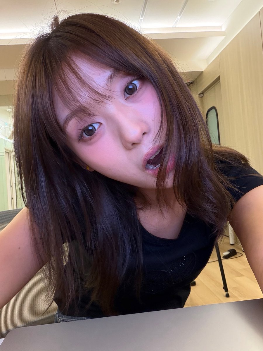 hyeonjujoha's tweet photo. 260706 위버스 디엠 #진현주💬 https://t.co/2PaBRhT7QN
