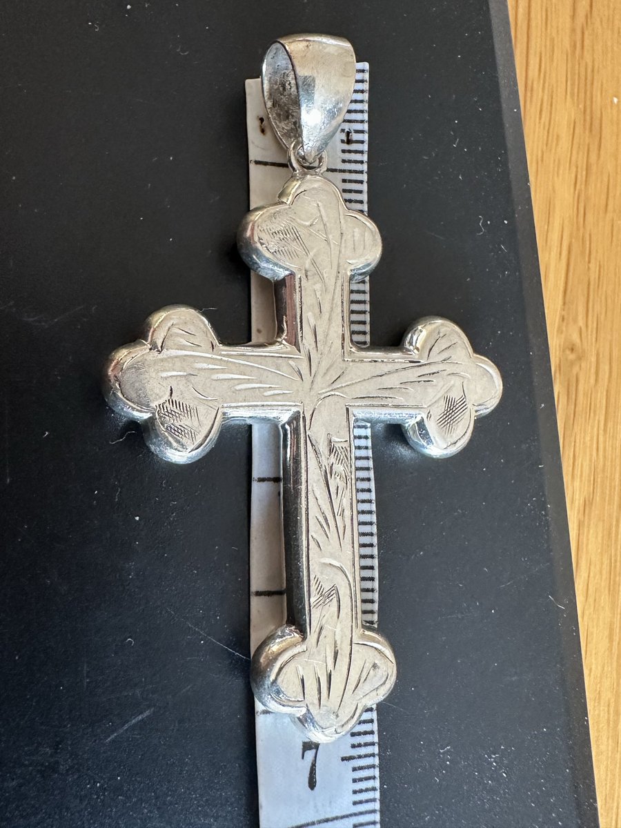 Vintage0Antique's tweet photo. Check out Large #Hallmarked #Sterling #Silver Hand Engraved #Christian #Cross Hollow 6cm 9.5g https://t.co/Z9xGRLh5wU #eBay via @eBay_UK https://t.co/LQ3elccEBs