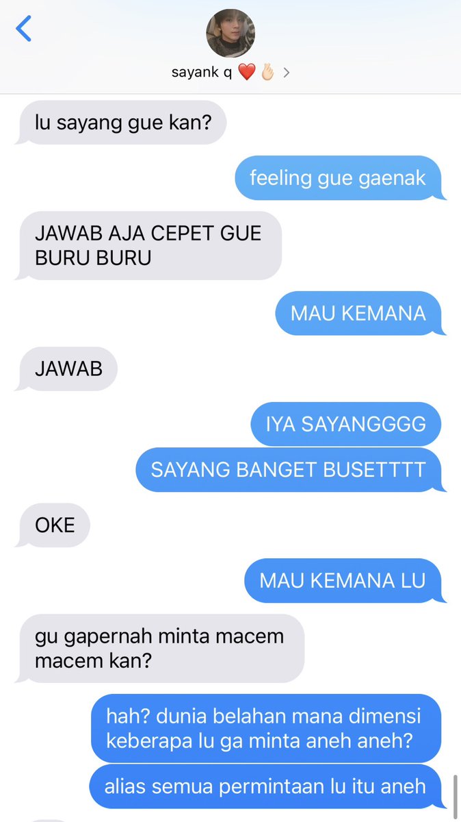 smooethly's tweet photo. when hazel nonton video latihan samudra 

from “Pasusu apaan nih?” series 
- a markhyuck four tweets au https://t.co/xhmml3blEG