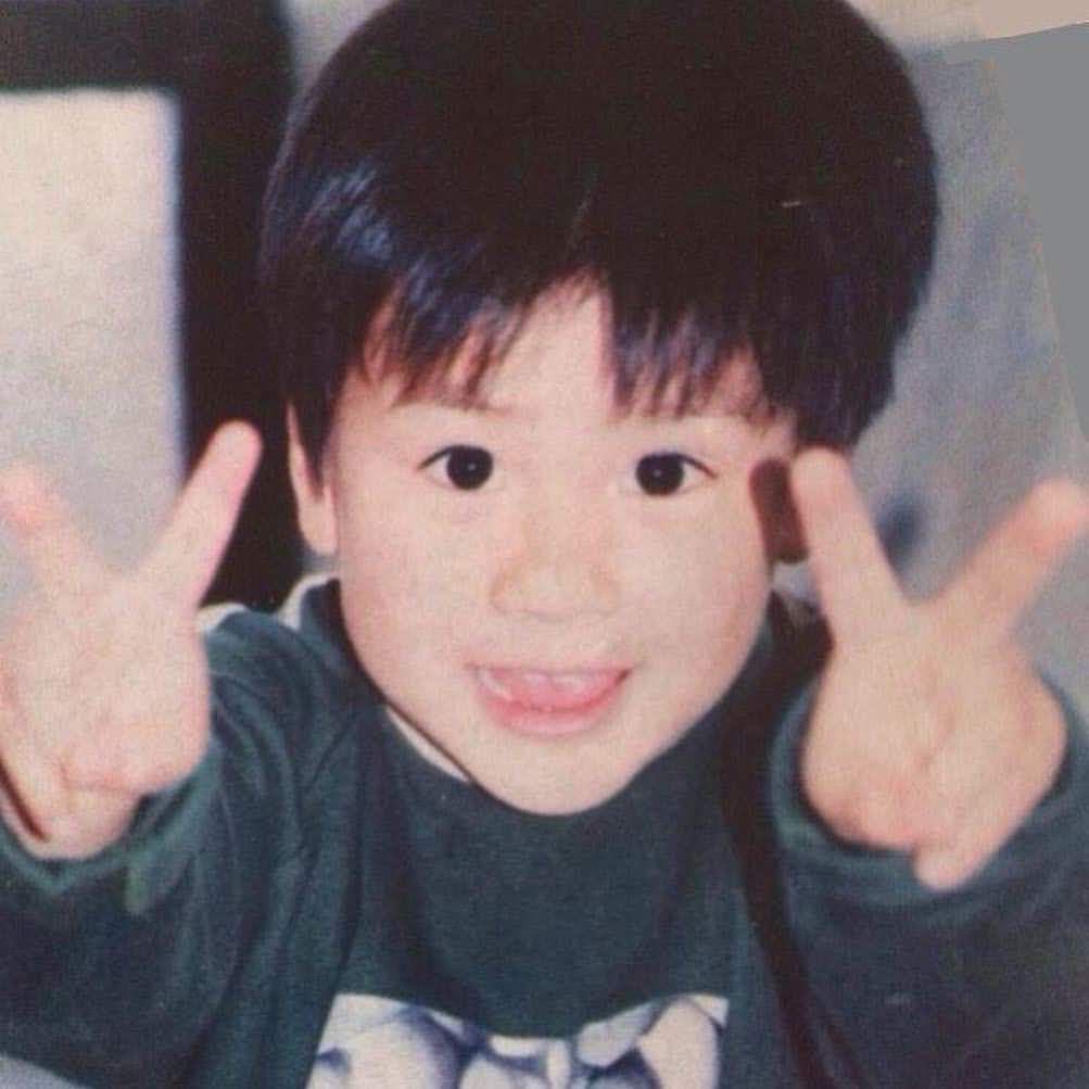 gxn_0715's tweet photo. 今も昔も変わらず末っ子無邪気ダブルピース✌️ https://t.co/nZz0HmHmKk