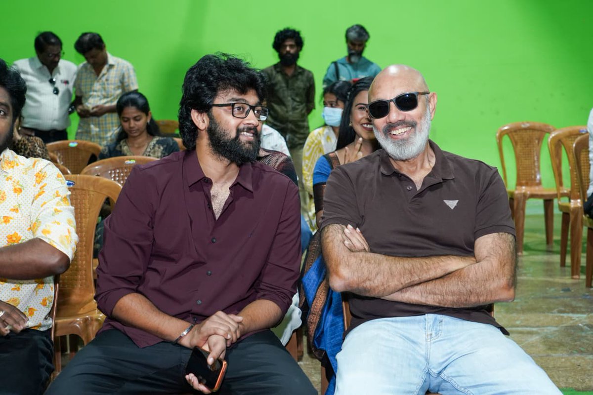 rameshlaus's tweet photo. The journey begins! ✨ #AlmostNallavan kickstarts with a Ritual pooja ceremony. Here's to an exciting new chapter! 🎦🔥

Directed by @rajuactor91 🎬

Produced by #Hvinoth & @Sudhans2017

#Sathyaraj
@RJ_Balaji
@Adhikravi
@officialdushara @TSPrasanna_off
@foxnmuisc
#Govindraj
@bala_jayap66903
@viyaki_s
@PassionStudios_
@aspireubuntu
@thinkmusicindia
@SureshChandraa
@AbdulNassaroffl
@DoneChannel1