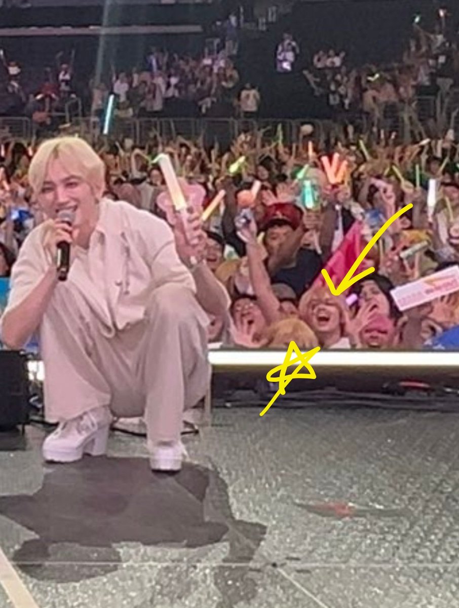 clownstars_'s tweet photo. What a surreal experience this was!! Thank you to the staff for giving us this opportunity!!
And i got a photo right by Hirose??? Im so lucky 💛💛
#AX26CST #pjsk #ax #animeexpo https://t.co/26ZrbHeXgF