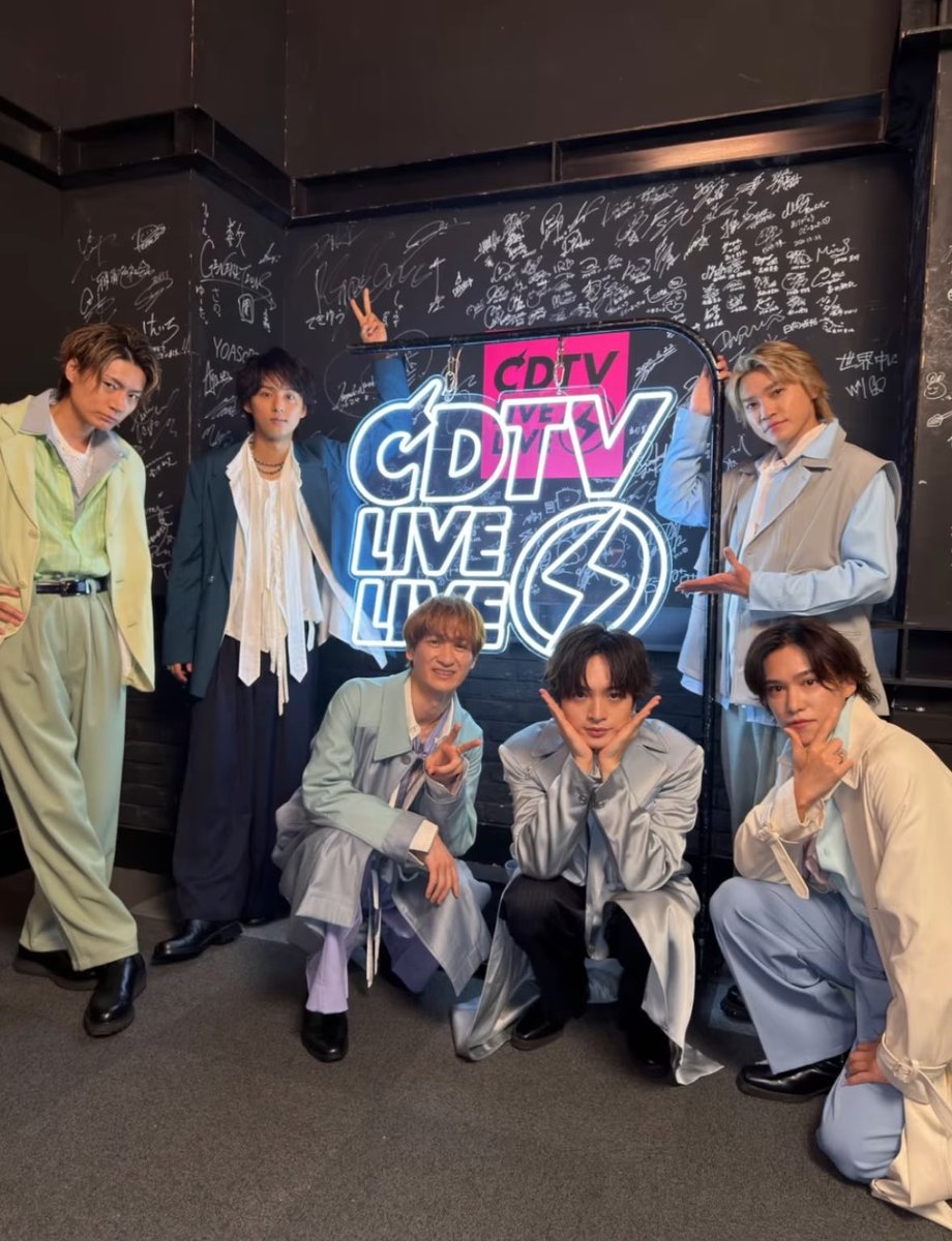 risaaa_727's tweet photo. キスマイとJUMP裏で喋ってたりしないかな🥺🥺🥺この2グループ合わせての披露とか見てみたいですほんとにそんなのされたら死んじゃう #きすまい  #JUMP   #玉森裕太  #山田涼介  #伊野尾慧 https://t.co/jdETsc8Xsz