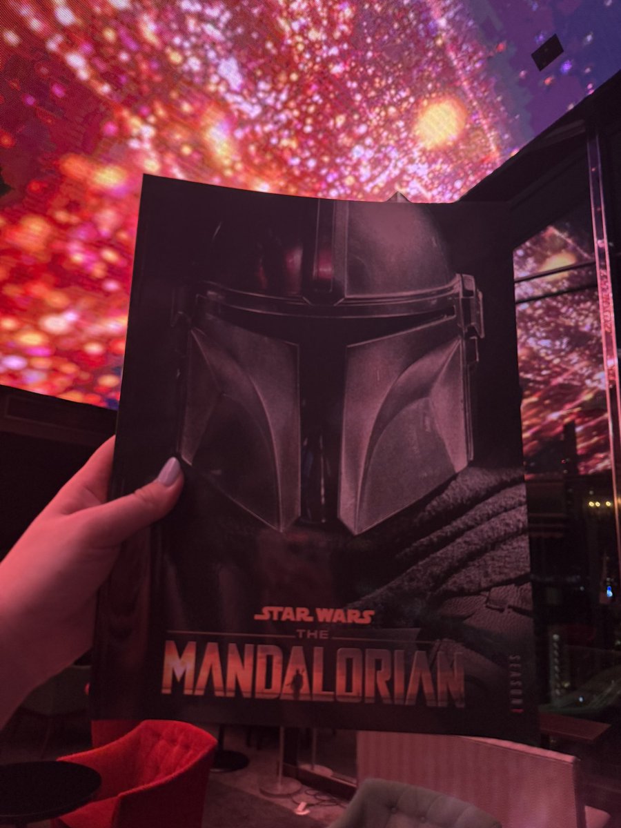 ka_BooooooS's tweet photo. 池袋グランドシネマサンシャインでIMAXマングー観てきた✨これで7回目！そしてこれは映画観でパンフと一緒に売ってたseason1のパンフ🩶やっぱりIMAXは画面がデカくて音楽がいい！とっても楽しかった！次は水曜日💚 https://t.co/7V8TIndaJq