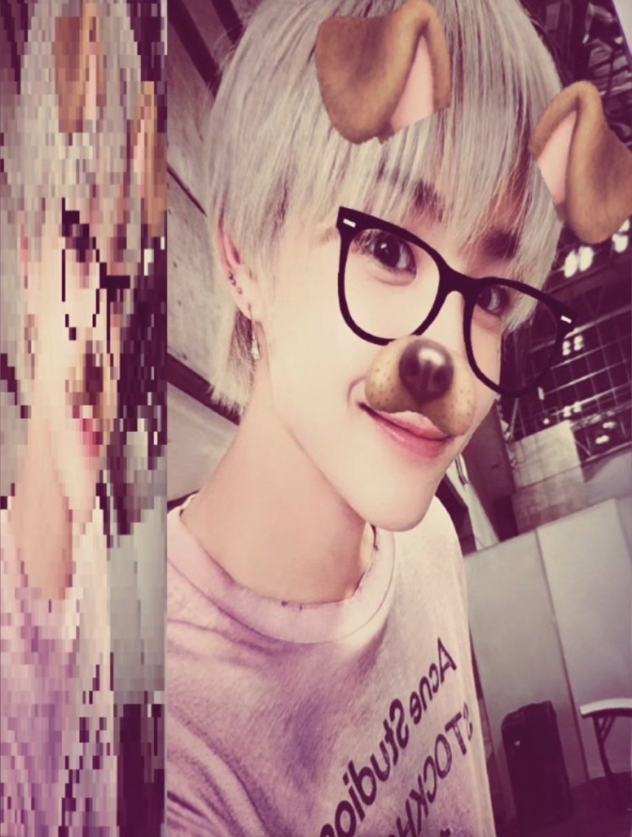 bakzihun's tweet photo. forda 2016 lang ??? #tmsd  #treasuremakerselcaday #treasure https://t.co/aV6lvWM7yH