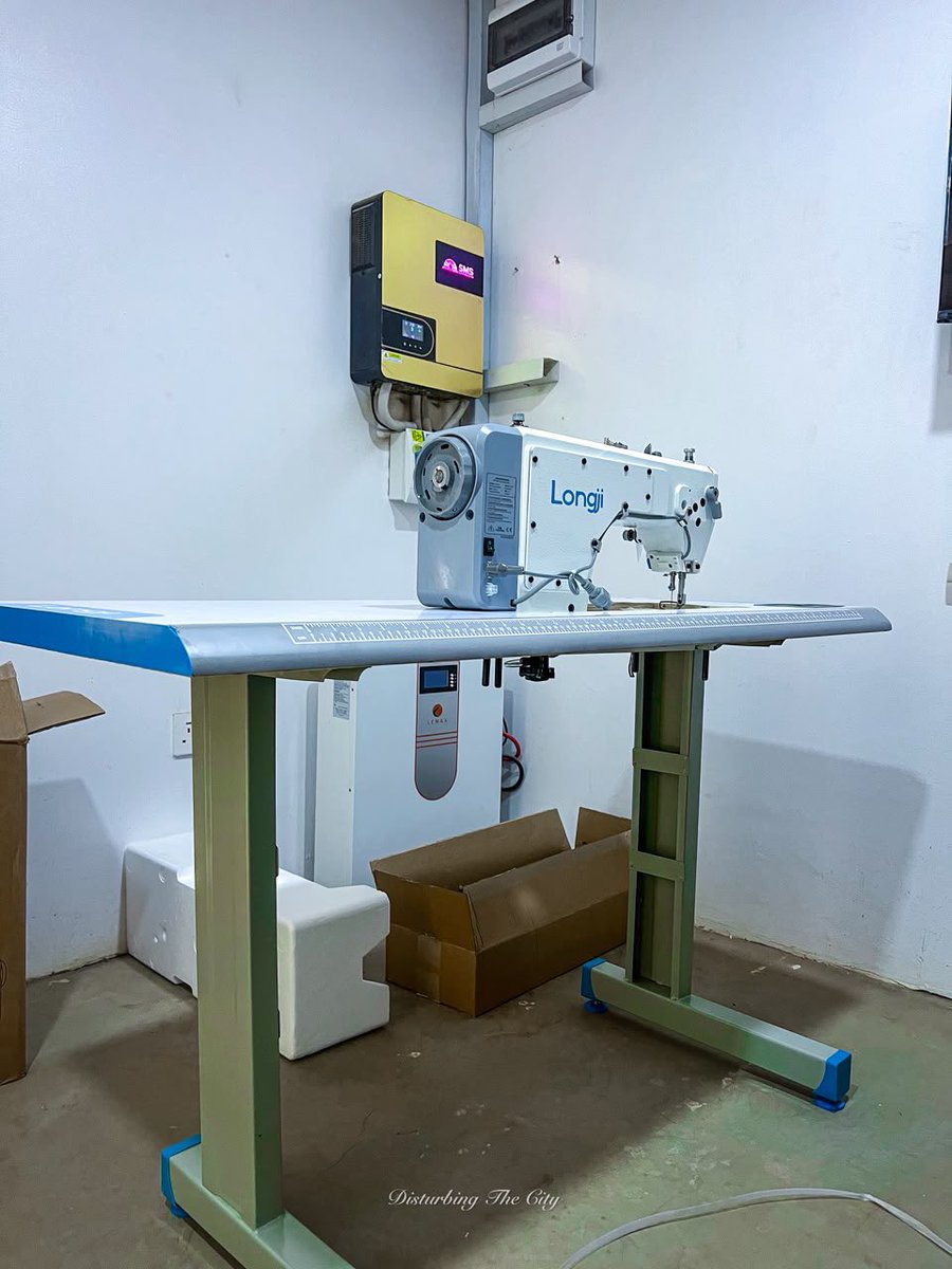 Umarz9's tweet photo. Are you a fashion designer looking to upgrade your production? 
Don’t trees 
Longji sewing machine got you covered ! 

We deliver: worldwide 
Location: Jos 
Dm for price https://t.co/6zyJ7TWQRl