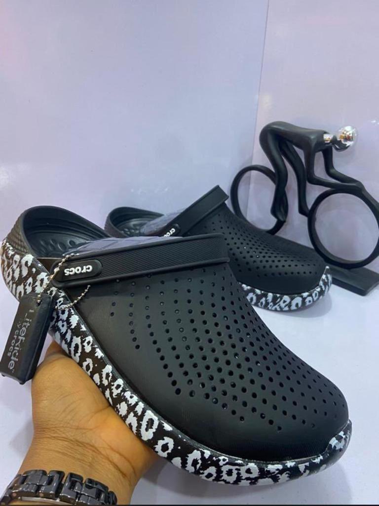 Ramlat_Shoemix's tweet photo. 💰 Price: ₦18,000

📍 Location: Kaduna
🚚 Delivery: Nationwide

☎️ Contact: 09161024449 https://t.co/fmHP07RqPy