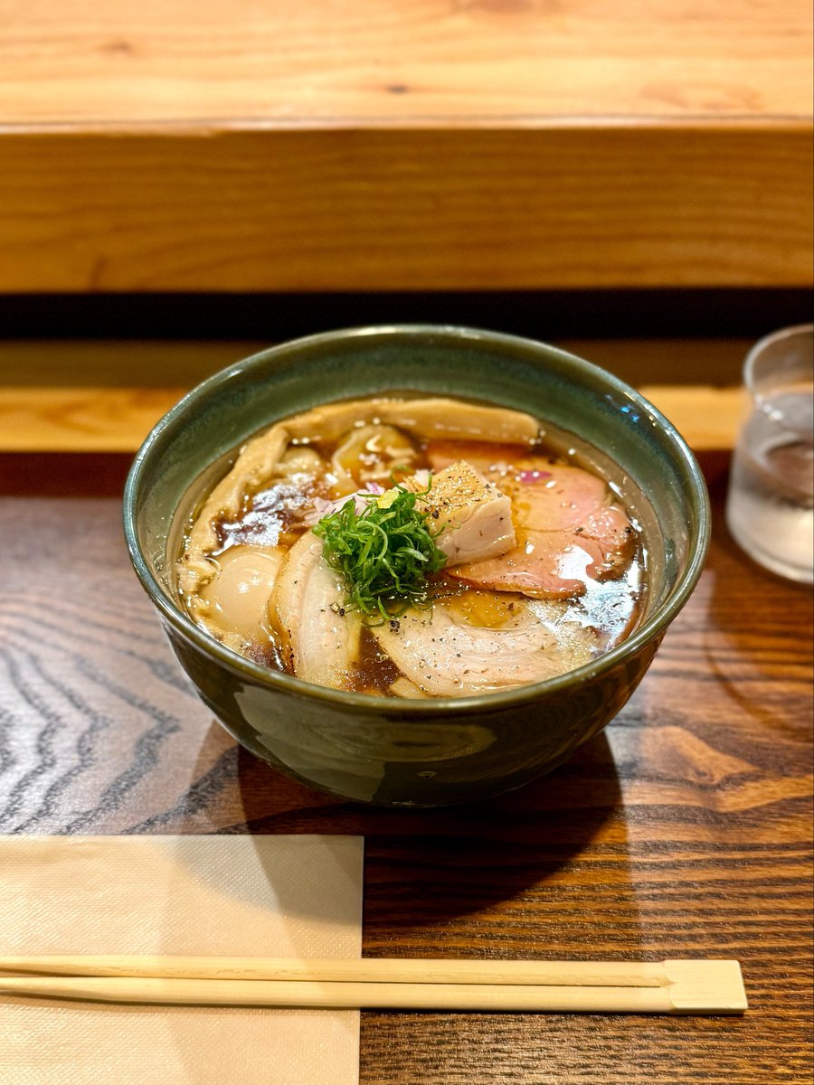 masuocc's tweet photo. ものすごい時差投稿、東京・神奈川🍜

【MUROHOUSE】
【RAMEN 紫苑】
【久我中華そば】
【支那ソバ すずき】

ウマすぎる🐎祭りでした！！ https://t.co/Uxe8dcrh8r