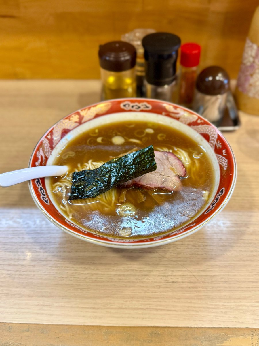 masuocc's tweet photo. ものすごい時差投稿、東京・神奈川🍜

【MUROHOUSE】
【RAMEN 紫苑】
【久我中華そば】
【支那ソバ すずき】

ウマすぎる🐎祭りでした！！ https://t.co/Uxe8dcrh8r