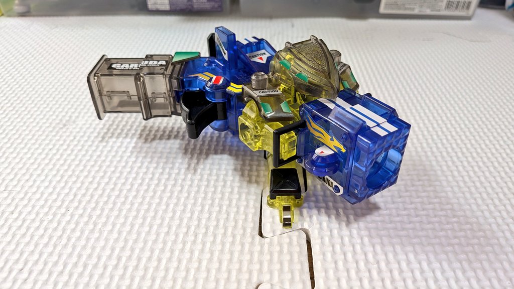 実は マッハガルーダ超連射セットのクリアカラー版 買い戻せました