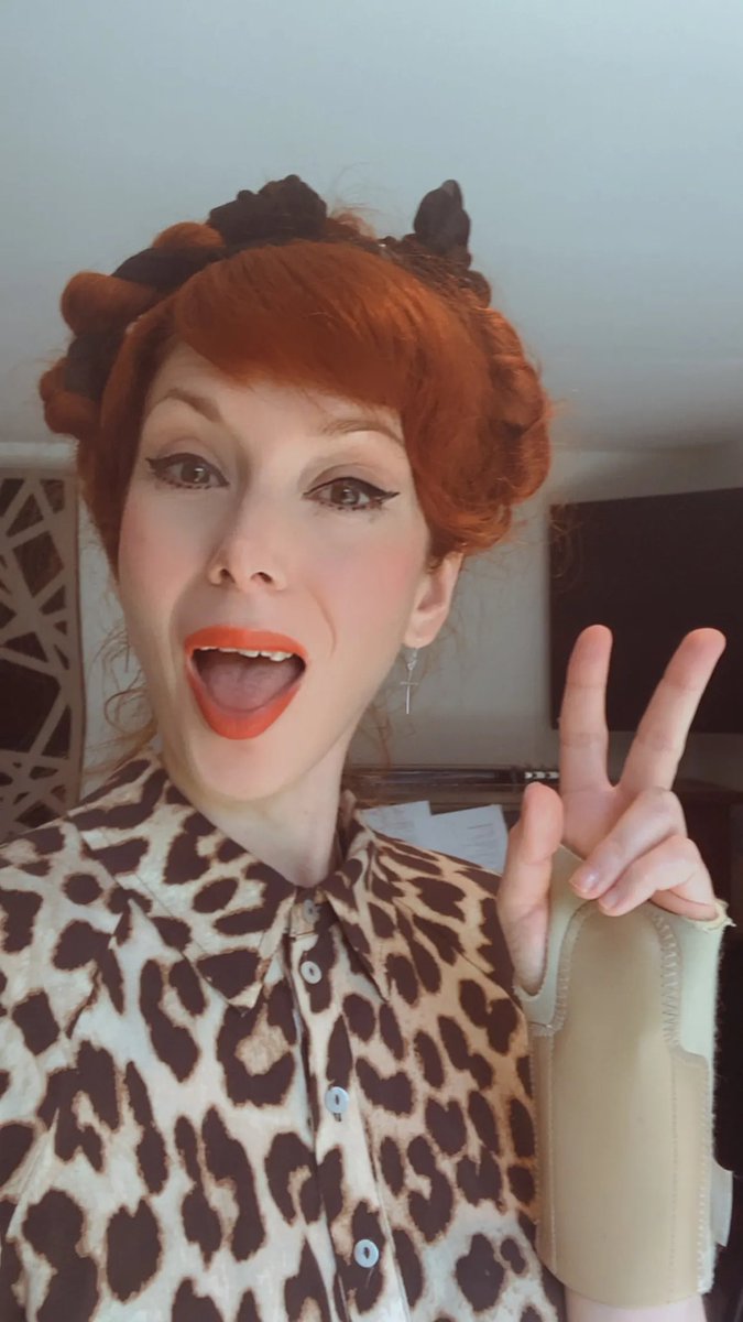 TheNewCue1's tweet photo. “I punched him in the face…”

Catherine Anne Davies, the fabulously talented and super smart singer, songwriter, producer and multi-instrumentalist better known as @The_Anchoress tucked into our Life &amp; Times questions. It’s a free edition, link in bio!

https://t.co/MamGLekij4 https://t.co/u5GndYbTJE
