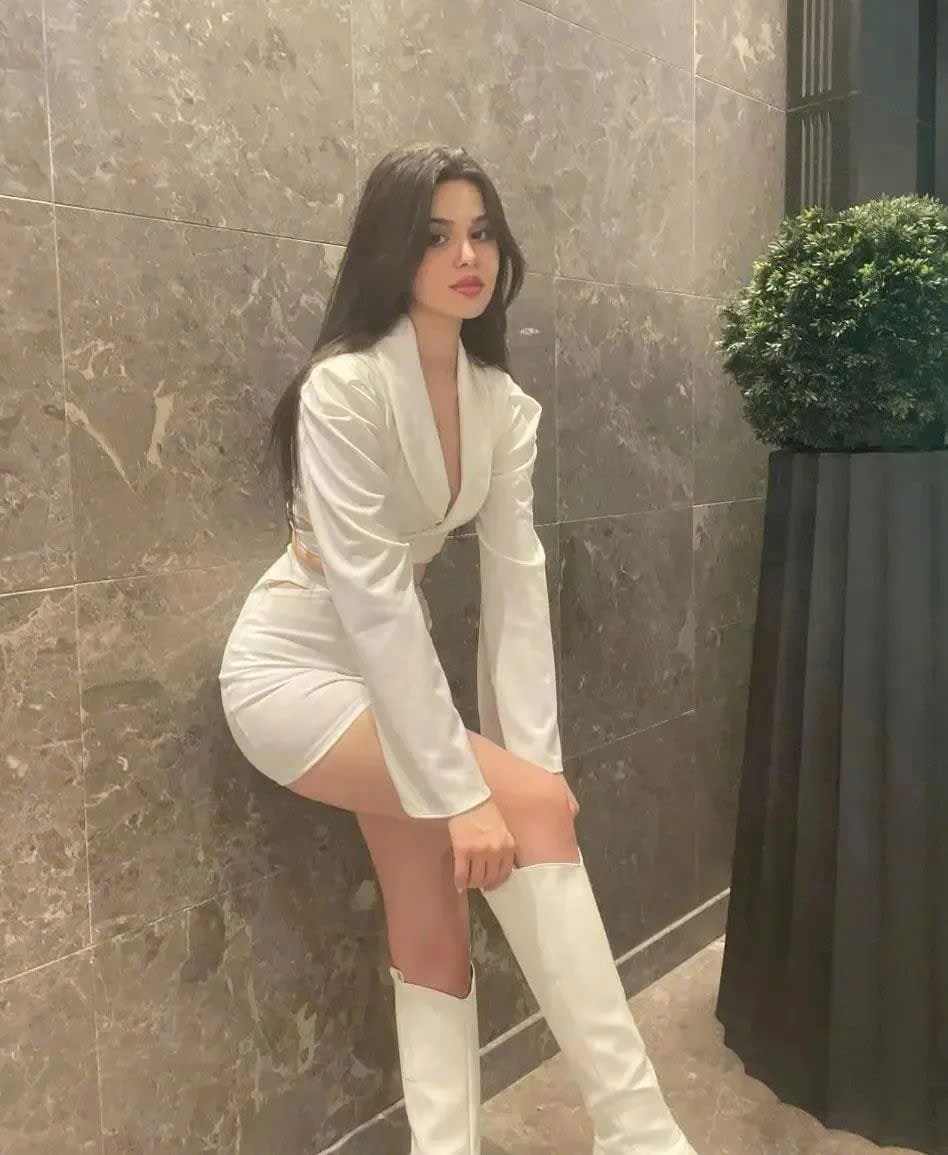 JustinDavi4726's tweet photo. https://t.co/KOrJvQiQzj
  Massage in abu dhabi
#AbuDhabiMassage 
#AbuDhabiT10
#AbuDhabi
🍌🍌🍌🥒🥒🥒🥒🍑🍑🍌🍌🍌🍌
Massage in Dubai 
  🇺🇿shhe
#Dubai
Mgfd https://t.co/EpZuY05pzM