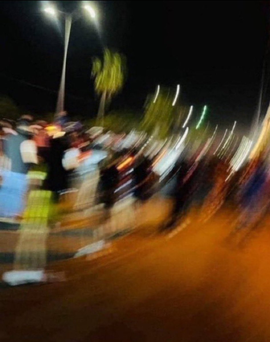 KING_101X's tweet photo. Everywhere go first blur🤧 https://t.co/f2nivQZ8DV
