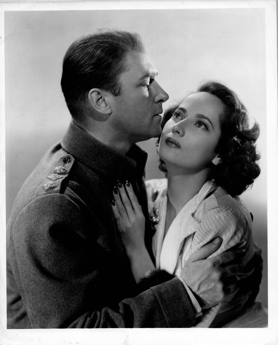 MerleOArchive's tweet photo. Merle Oberon and Brian Aherne for ‘First Comes Courage’ (1943). https://t.co/KeTFcWc36k