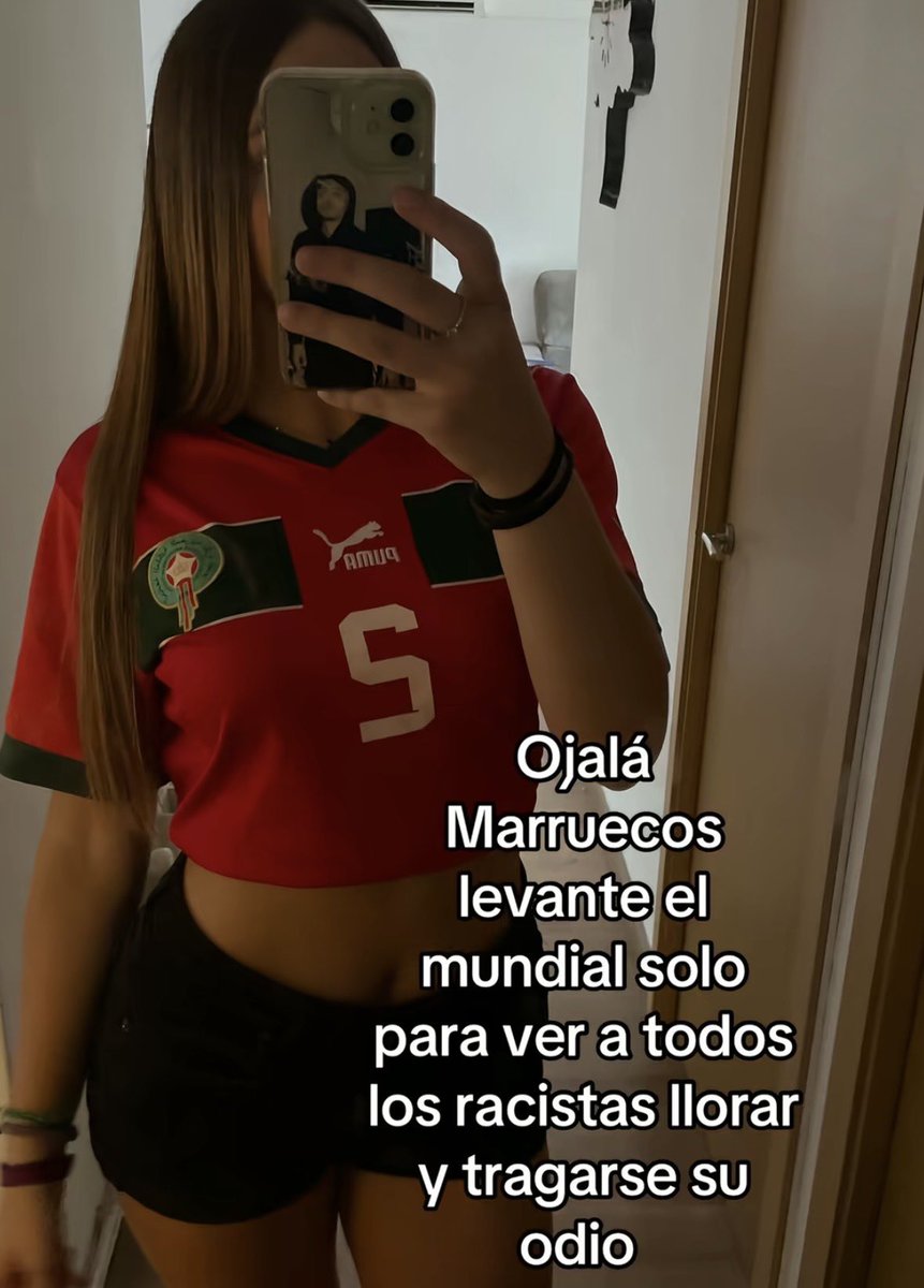 bertopeuve's tweet photo. Y luego el malo soy yo por querer ver a Cristiano Ronaldo levantar un Mundial

Me cago en la madre que me parió https://t.co/4Bm8SQSqvA