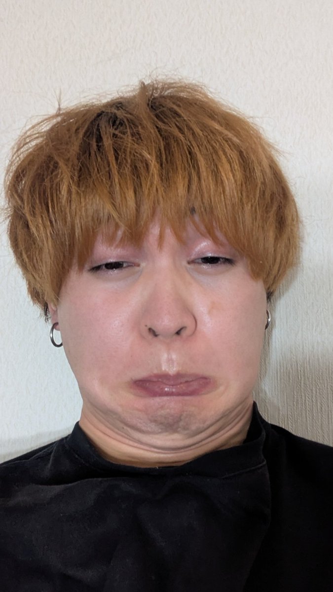 Unrealapple1's tweet photo. 変顔で自撮りしたらくまとか諸々ヤヴァくてウケる。 https://t.co/5WuGegUXGX