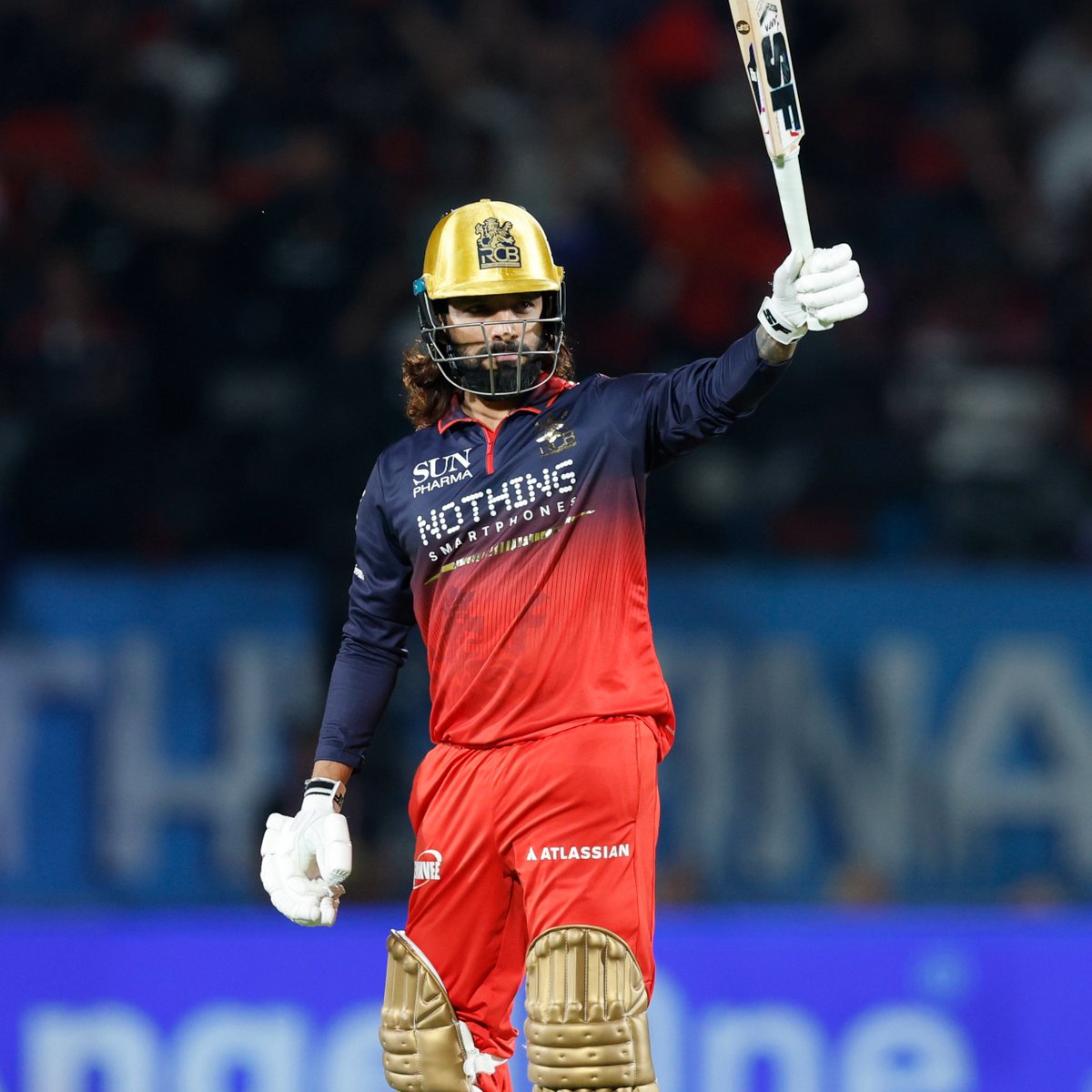 cricbuzz's tweet photo. 𝐑𝐚𝐣𝐚𝐭 𝐏𝐚𝐭𝐢𝐝𝐚𝐫 in IPL 2026:
501 runs
41.75 avg
192.69 SR
42 sixes

Do you think he should have been picked in India's squad for the Zimbabwe tour? 🤔

#ZIMvIND https://t.co/6WT9nNeCJw