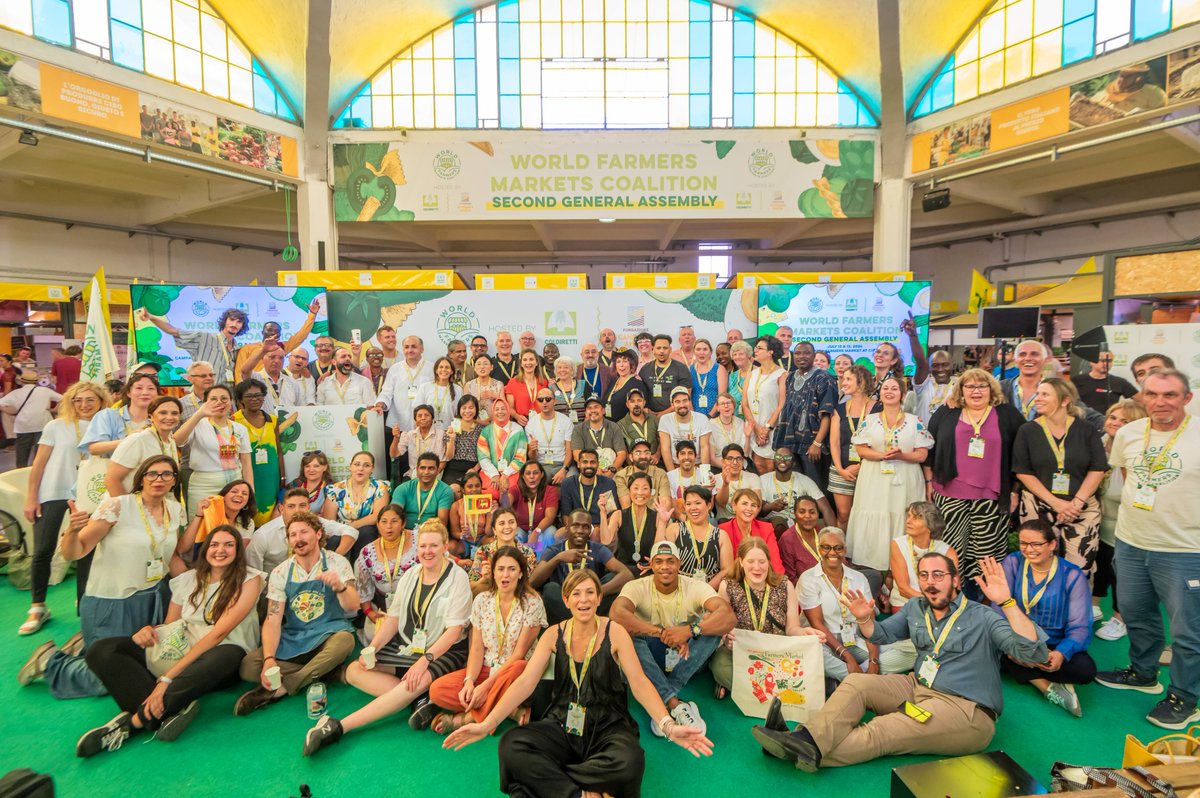 PPS_Placemaking's tweet photo. 🤝 Great news! PPS's #MarketCities Program has formalizing a shared commitment with the World Farmers Markets Coalition to share knowledge &amp; best practices to boost the global impact of #publicmarkets!
👉 Sign up for Biweekly Bazaar to get the latest: https://t.co/IRexA5xx74 https://t.co/F4faYB1dsh
